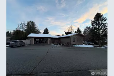 1501 N Grover Avenue, East Wenatchee, WA 98802 - Photo 3