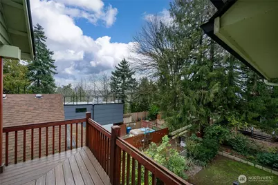 2418 Federal Avenue E, Seattle, WA 98102 - Photo 19