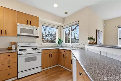 225 S 51st Street #G, Renton, WA 98055 - Photo 11