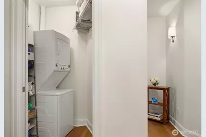719 2nd Avenue W #202, Seattle, WA 98119 - Photo 31