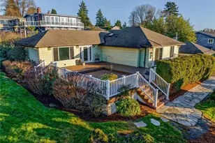 805 S 223rd St, Des Moines, WA 98198 - Photo 1