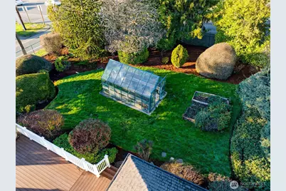 805 S 223rd Street, Des Moines, WA 98198 - Photo 25