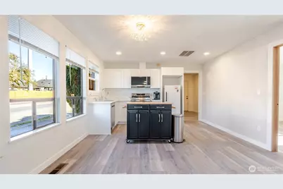 8401 S Park Avenue, Tacoma, WA 98444 - Photo 7