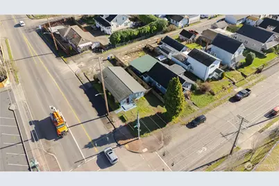 8401 S Park Avenue, Tacoma, WA 98444 - Photo 27