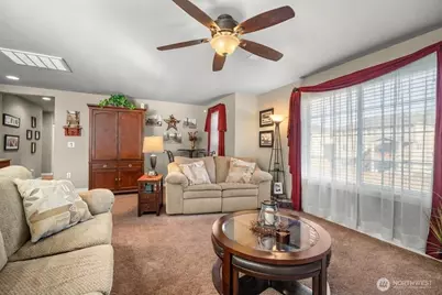 14110 Overlook Drive E, Bonney Lake, WA 98391 - Photo 21