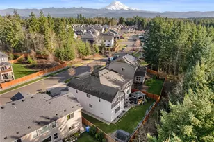 14110 Overlook Dr E, Bonney Lake, WA 98391 - Photo 31