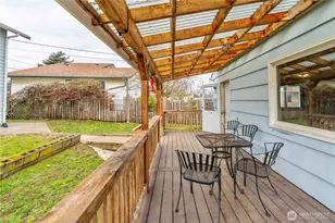 918 E 5th St, Port Angeles, WA 98362 - Photo 17