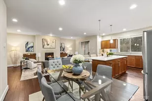 8504 130th Pl SE, Newcastle, WA 98056 - Photo 5