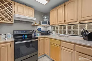 14834 Fremont Ave N, Shoreline, WA 98133 - Photo 9