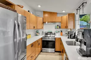 8415 238th St SW, Edmonds, WA 98026 - Photo 5