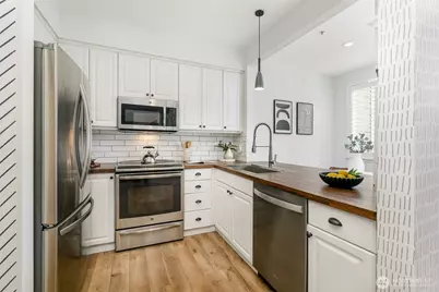 13000 Admiralty Way #K103, Everett, WA 98204 - Photo 5