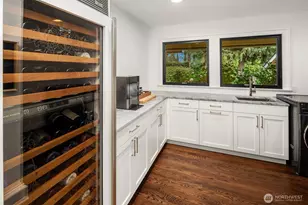 1601 Evergreen Point Rd, Medina, WA 98039 - Photo 27