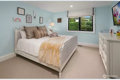 1601 Evergreen Point Road, Medina, WA 98039 - Photo 23