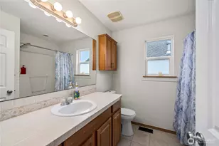 8709 188th St Ct E, Puyallup, WA 98375 - Photo 15