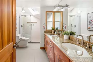 8526 E Mercer Way, Mercer Island, WA 98040 - Photo 23