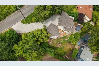 8526 E Mercer Way, Mercer Island, WA 98040 - Photo 39