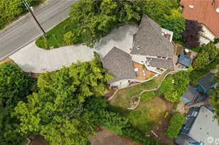 8526 E Mercer Way, Mercer Island, WA 98040 - Photo 39