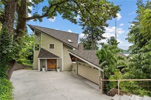 8526 E Mercer Way, Mercer Island, WA 98040 - Photo 5