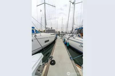 9540 Semiahmoo Parkway #D-37, Blaine, WA 98230 - Photo 3