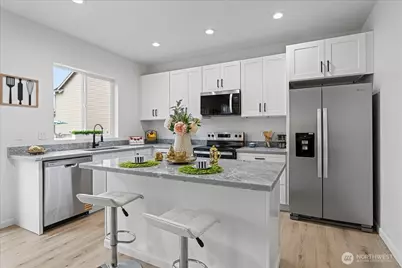 11802 SE 250th Court, Kent, WA 98030 - Photo 9