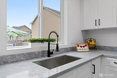 11802 SE 250th Court, Kent, WA 98030 - Photo 13