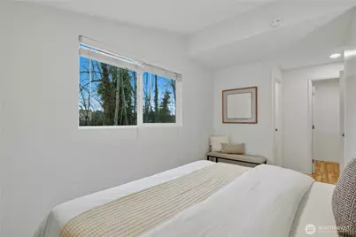 12625 SE 42nd Street, Bellevue, WA 98006 - Photo 19