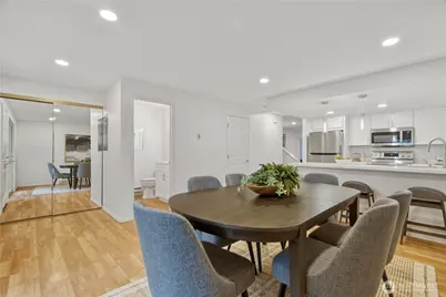 12625 SE 42nd Street, Bellevue, WA 98006 - Photo 7