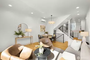 3402 E Spring St, Seattle, WA 98122 - Photo 9