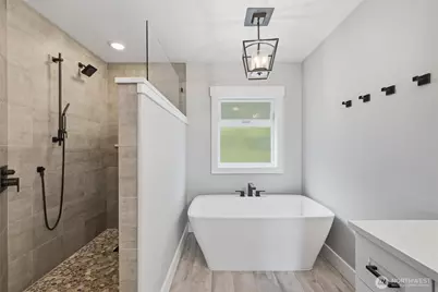 12289 Bayhill Drive, Burlington, WA 98233 - Photo 23