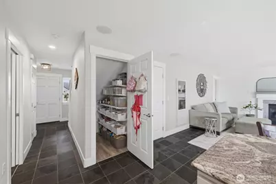 12289 Bayhill Drive, Burlington, WA 98233 - Photo 13