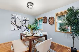 807 21st St NW, Puyallup, WA 98371 - Photo 5