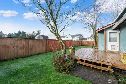 807 21st Street NW, Puyallup, WA 98371 - Photo 29