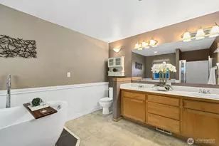 807 21st St NW, Puyallup, WA 98371 - Photo 19