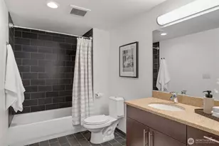 2720 3rd Ave, Seattle, WA 98121 - Photo 17