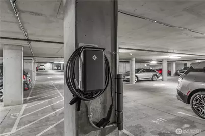 2720 3rd Avenue #311, Seattle, WA 98121 - Photo 29