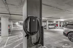 2720 3rd Ave, Seattle, WA 98121 - Photo 29