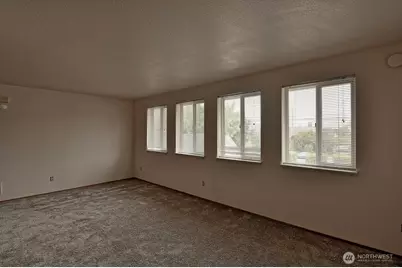 3306 Hoyt Avenue #202, Everett, WA 98201 - Photo 3