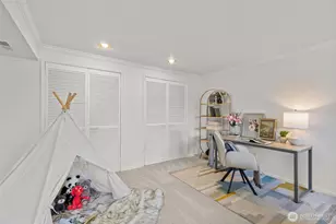 16327 Densmore Ave N, Shoreline, WA 98133 - Photo 25