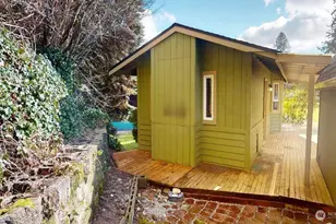 22989 Lake McMurray Ln, Mount Vernon, WA 98274 - Photo 11