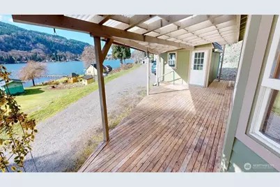 22989 Lake McMurray Lane #18, Mount Vernon, WA 98274 - Photo 9