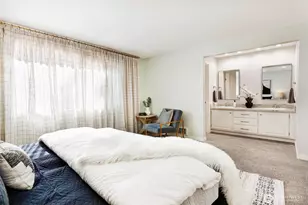 2618 4th Ave N, Seattle, WA 98109 - Photo 17