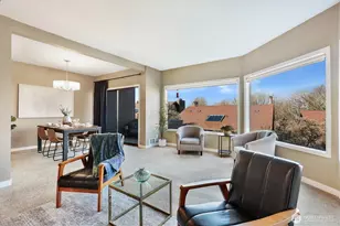 2618 4th Ave N, Seattle, WA 98109 - Photo 7