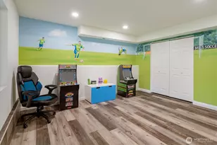 22910 NE 76th St, Redmond, WA 98053 - Photo 35