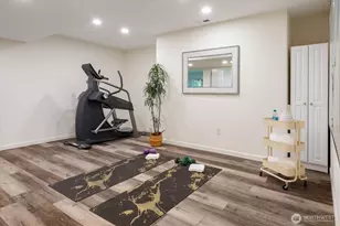 22910 NE 76th St, Redmond, WA 98053 - Photo 31