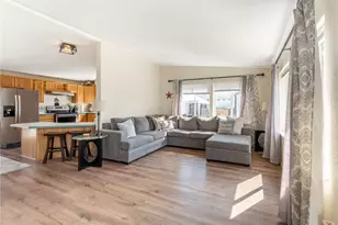 105 3rd St SW, Rock Island, WA 98850 - Photo 5