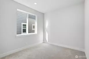 755 Weaver Dr E, Enumclaw, WA 98022 - Photo 17