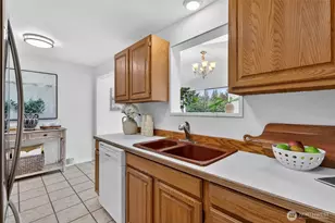 3850 49th Ave SW, Seattle, WA 98116 - Photo 13