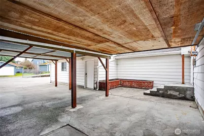 3850 49th Avenue SW, Seattle, WA 98116 - Photo 31