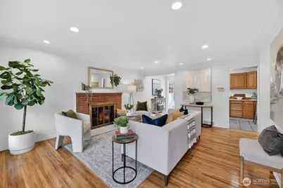 3850 49th Avenue SW, Seattle, WA 98116 - Photo 3