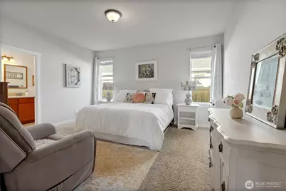 385 Bruhn Lane N, Enumclaw, WA 98022 - Photo 13